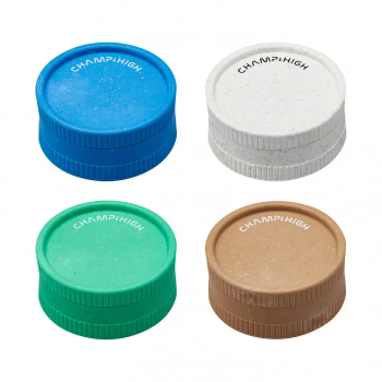 Гриндер пластиковый Champ HEMP PLASTIC GRINDER 42mm 2 LAYERS-DL24 - фото №1 Аромадым